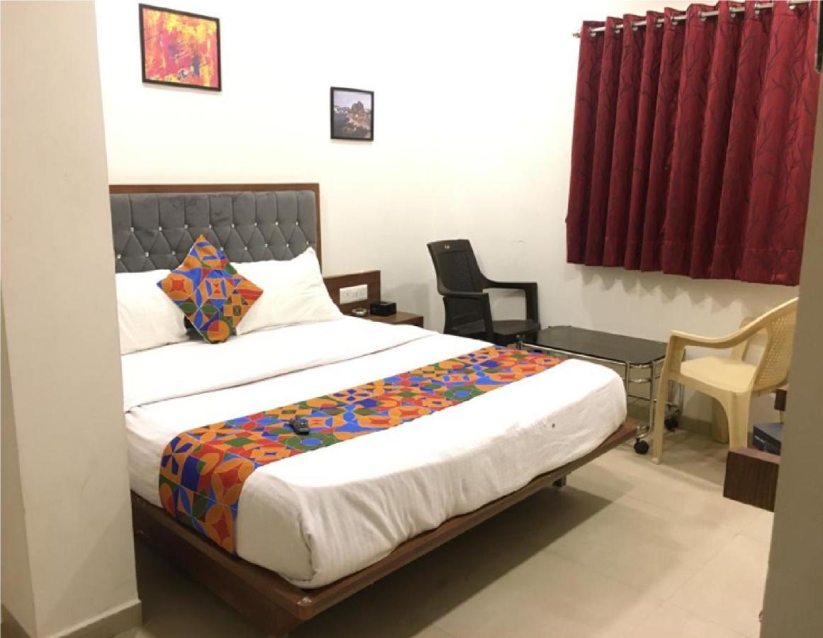 Hotel Sai Pratik By Wb Inn Navi Mumbai Extérieur photo
